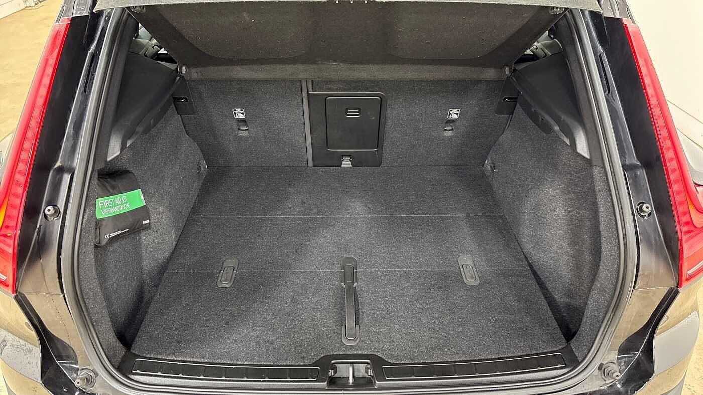 Used Volvo XC40 2022 for sale - 77440912: Photo 14