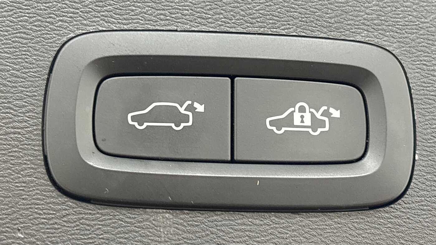 Used Volvo XC40 2022 for sale - 77440912: Photo 18