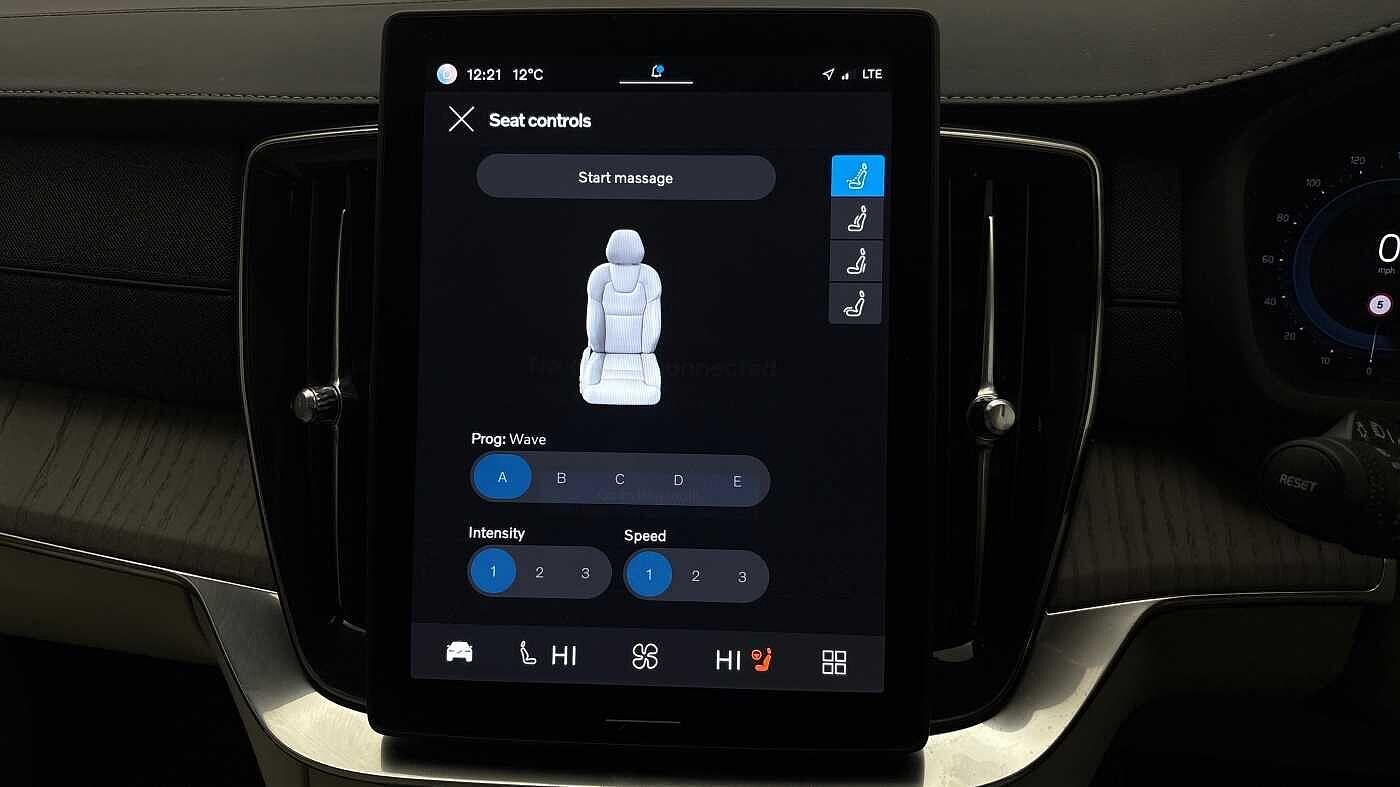 Used Volvo XC90 2025 for sale - 76644977: Photo 42