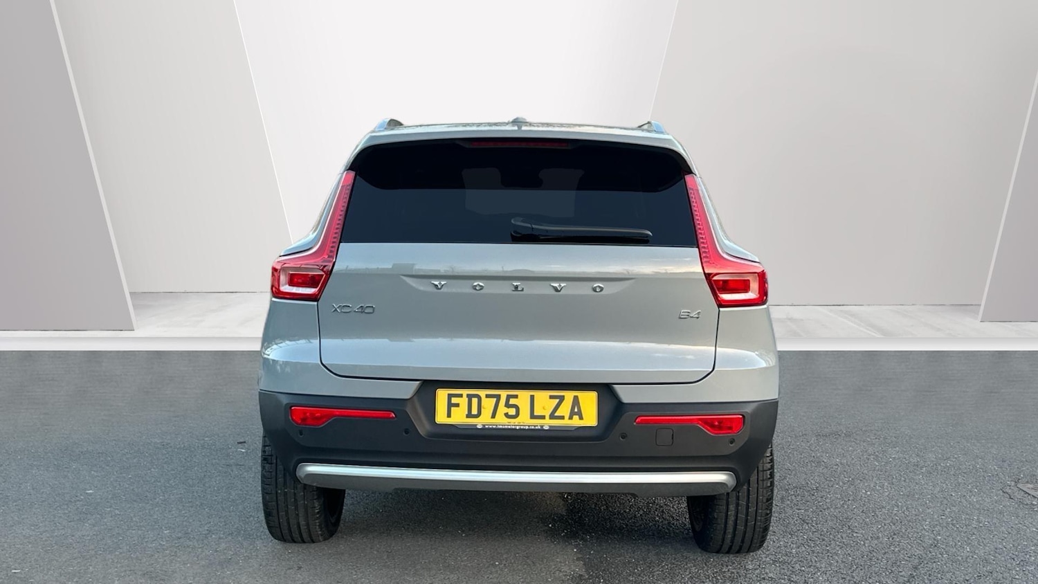 Used Volvo XC40 2025 for sale - 77040453: Photo 7