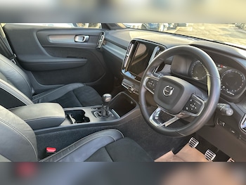 Used Volvo XC40 2022 for sale - 77396504: Photo