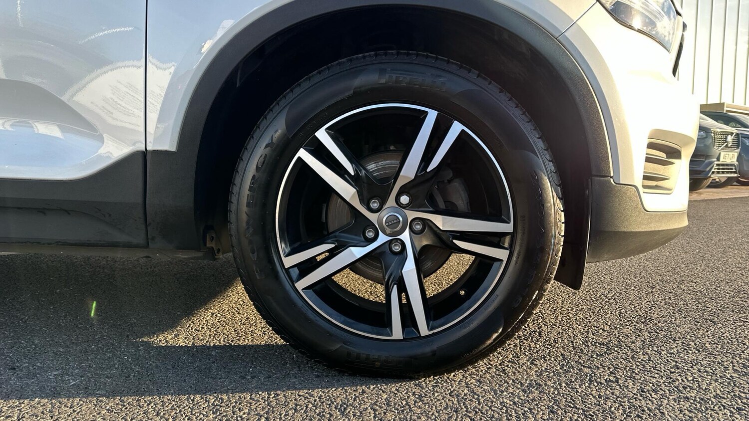 Used Volvo XC40 for sale - 77396504: Photo 9