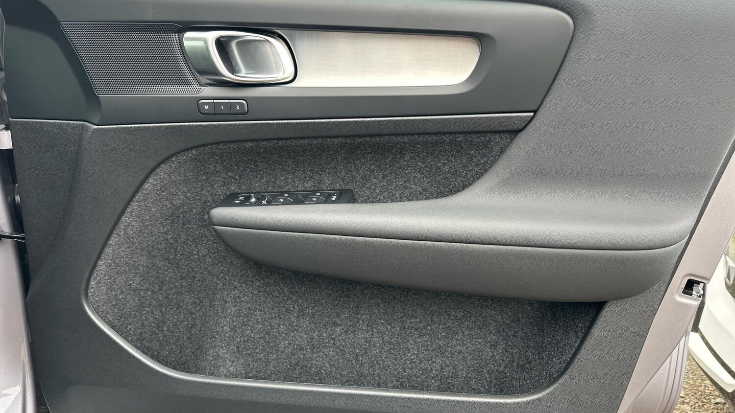 Used Volvo XC40 2025 for sale - 77673028: Photo 29