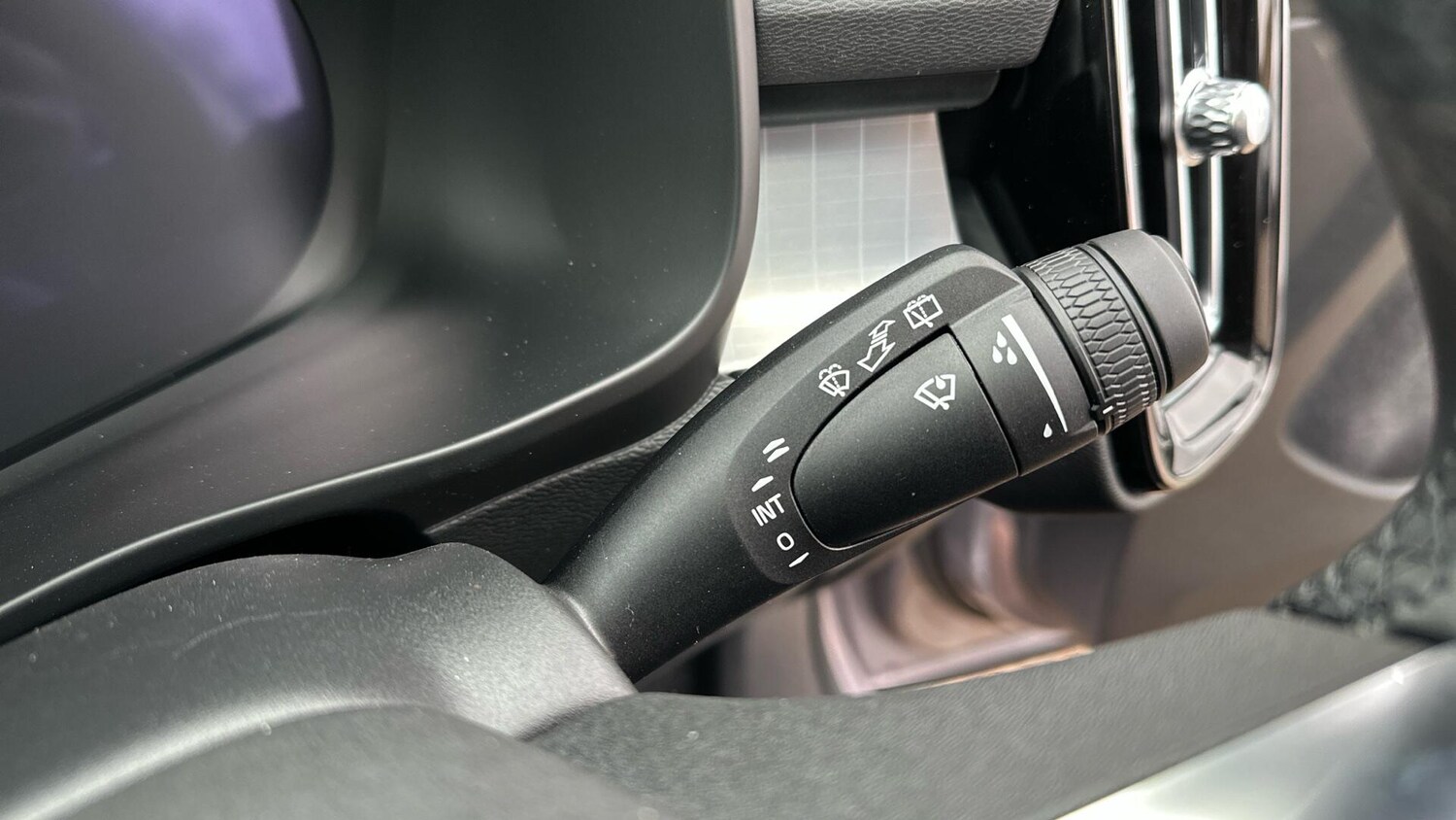 Used Volvo XC40 2025 for sale - 77673028: Photo 34