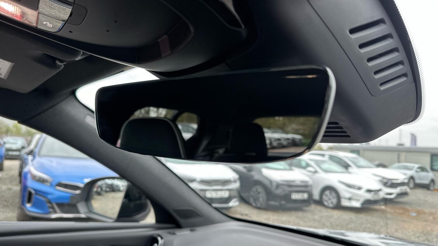 Used Volvo XC40 2025 for sale - 77673028: Photo 39