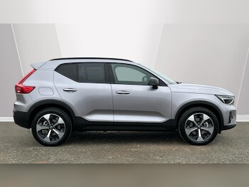 Used Volvo XC40 2025 for sale - 77673028: Photo