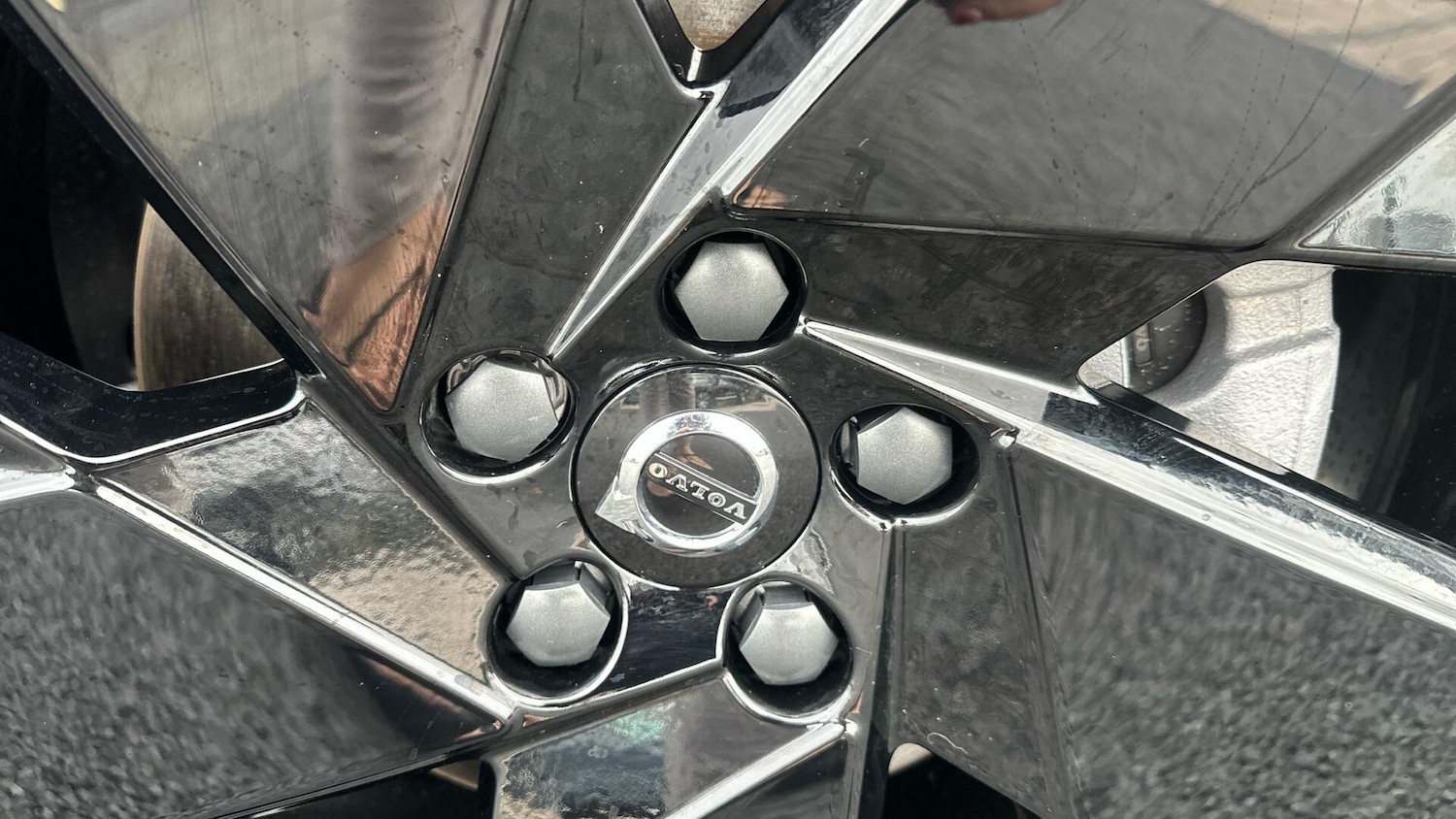 Used Volvo XC40 2025 for sale - 76336873: Photo 15