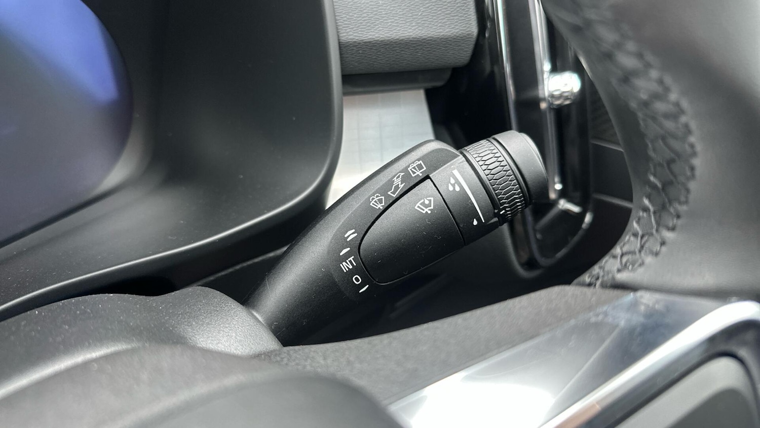 Used Volvo XC40 2025 for sale - 76336873: Photo 34