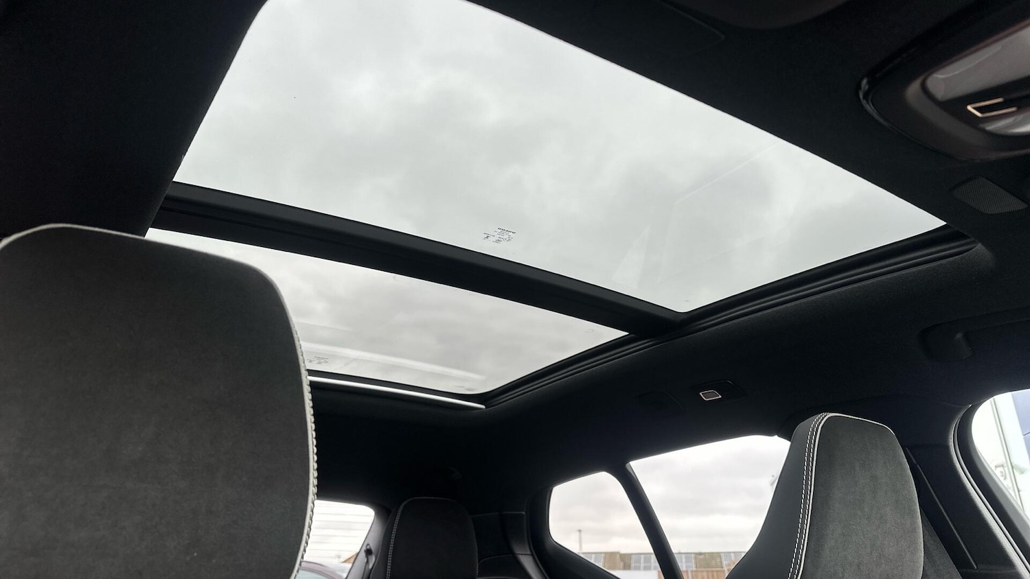 Used Volvo XC40 2025 for sale - 76336873: Photo 41