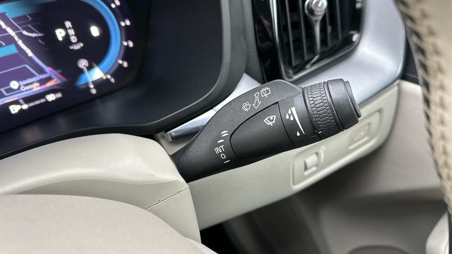 Used Volvo XC60 2021 for sale - 77672930: Photo 22