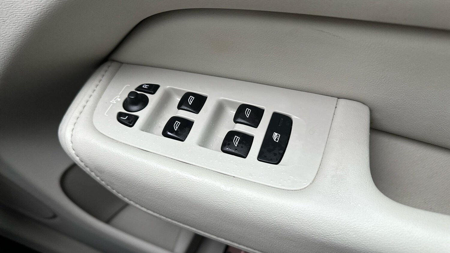 Used Volvo XC60 2021 for sale - 77672930: Photo 23