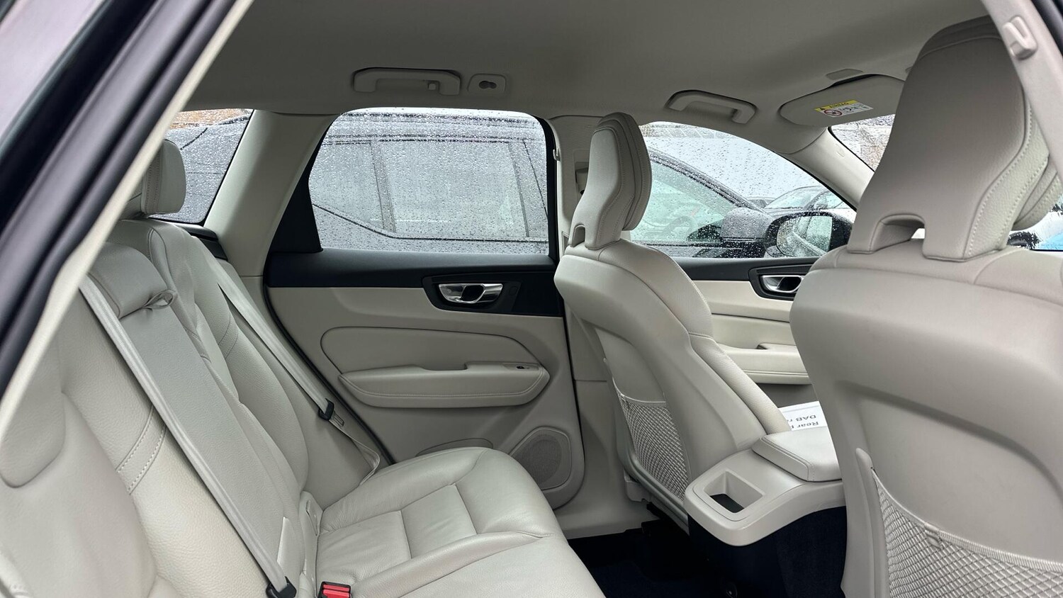 Used Volvo XC60 2021 for sale - 77672930: Photo 31