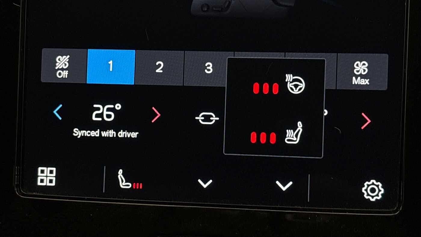 Used Volvo XC40 2022 for sale - 76584180: Photo 40