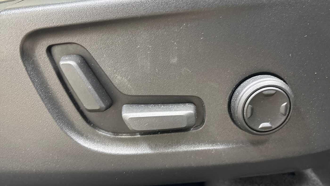 Used Volvo XC40 2023 for sale - 76585295: Photo 28