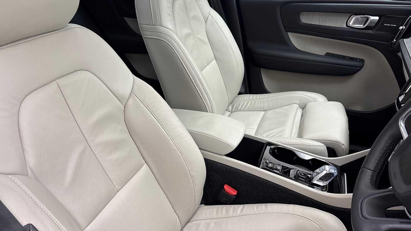 Used Volvo XC40 2023 for sale - 76585295: Photo 29