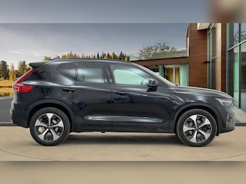 Used Volvo XC40 2023 for sale - 76585295: Photo