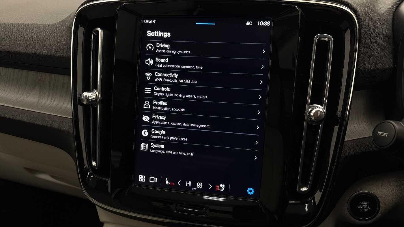 Used Volvo XC40 2023 for sale - 76585295: Photo 35