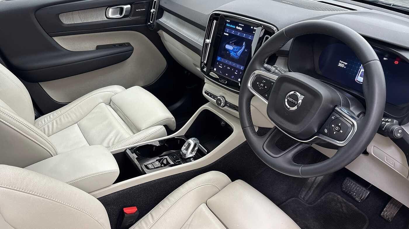 Used Volvo XC40 2023 for sale - 76585295: Photo 9