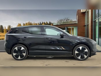 Used Volvo EX30 2025 for sale - 76742517: Photo