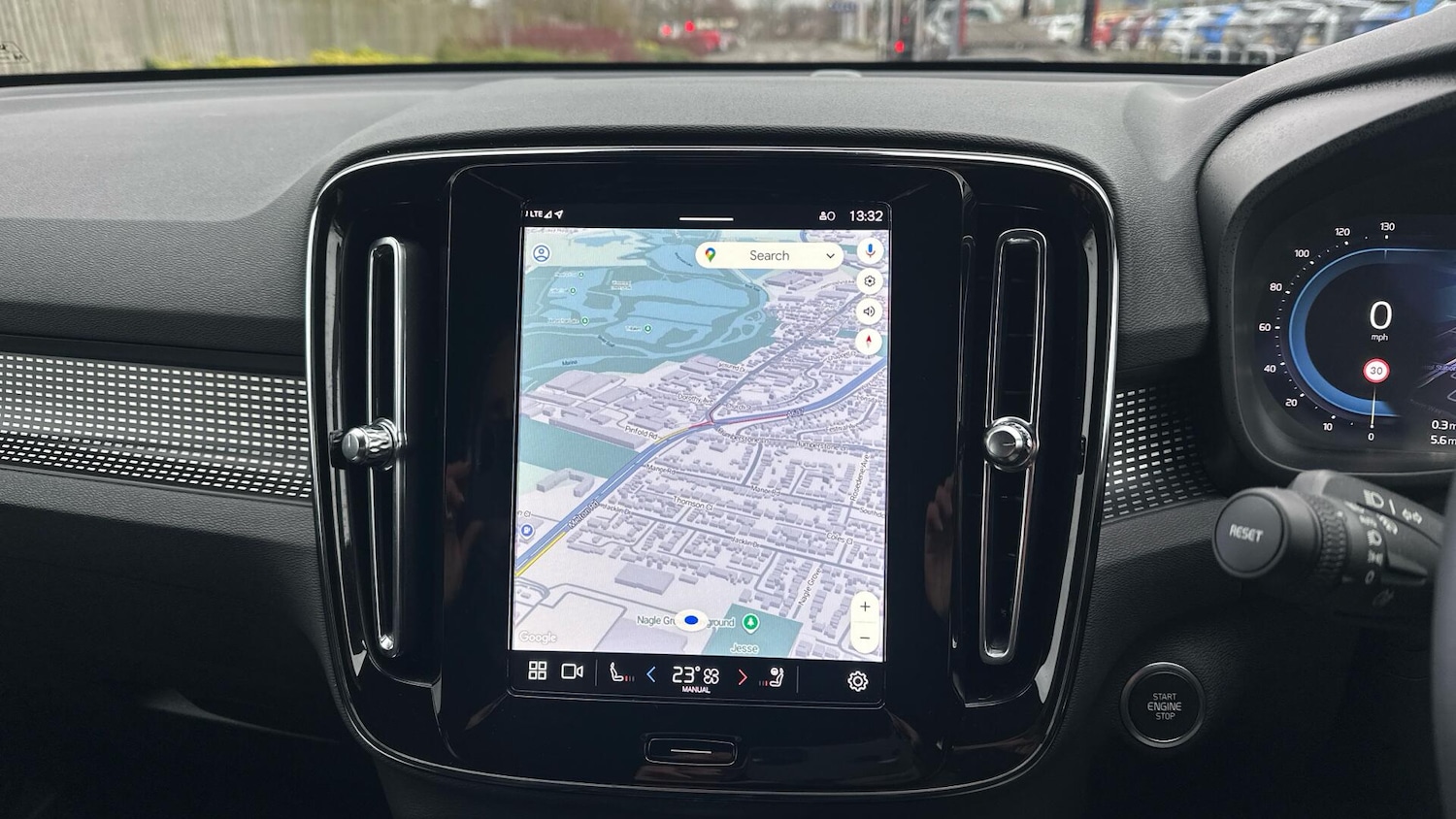 Used Volvo XC40 2025 for sale - 77673012: Photo 18