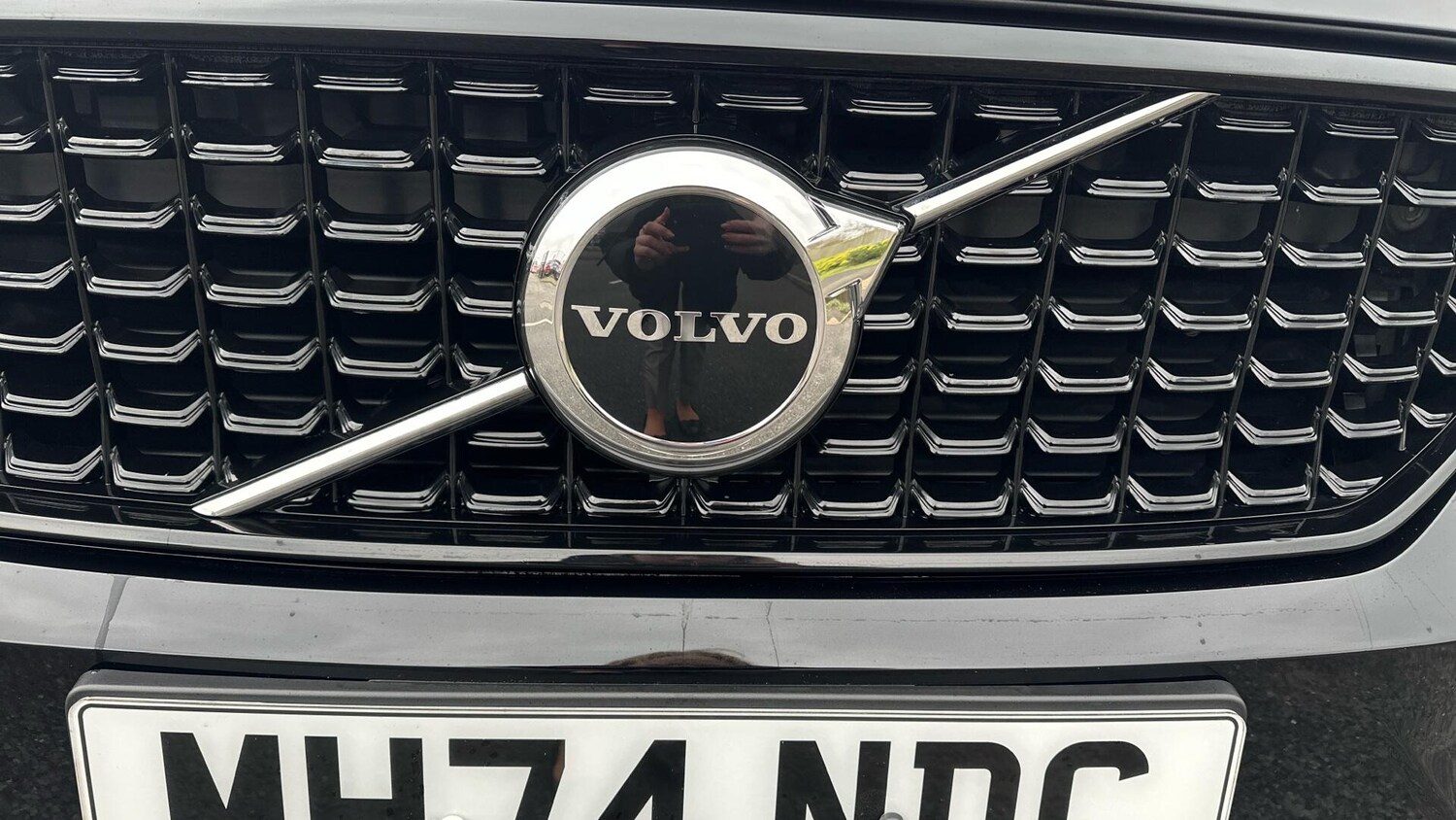 Used Volvo XC40 2025 for sale - 77673012: Photo 35