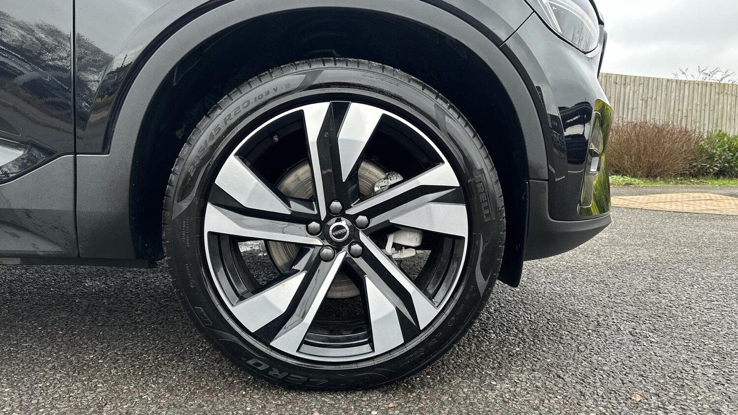 Used Volvo XC40 2025 for sale - 77673012: Photo 9