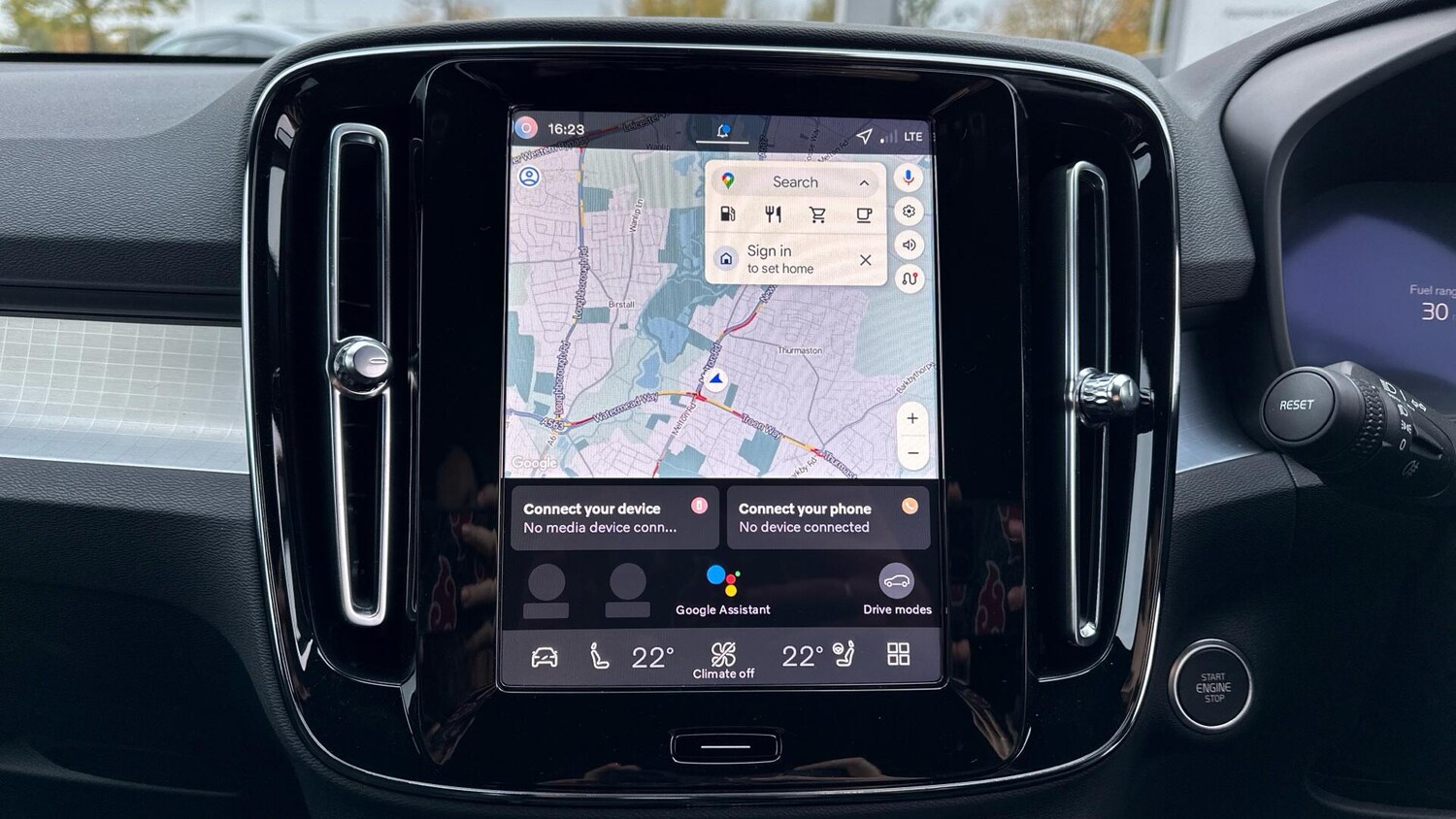 Used Volvo XC40 2025 for sale - 77672936: Photo 12