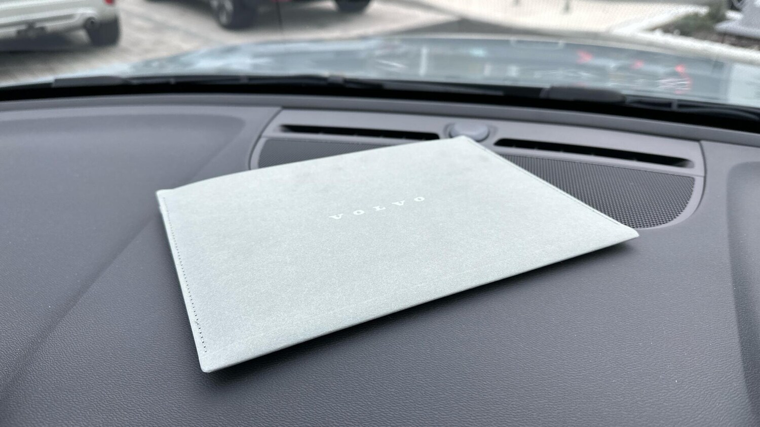 Used Volvo XC40 2025 for sale - 77672936: Photo 14