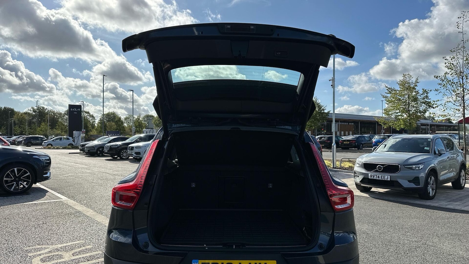 Used Volvo XC40 2019 for sale - 76336409: Photo 13