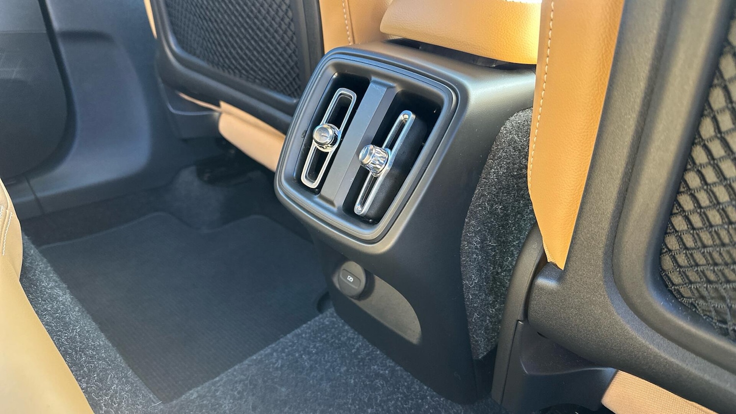 Used Volvo XC40 2019 for sale - 76336409: Photo 27