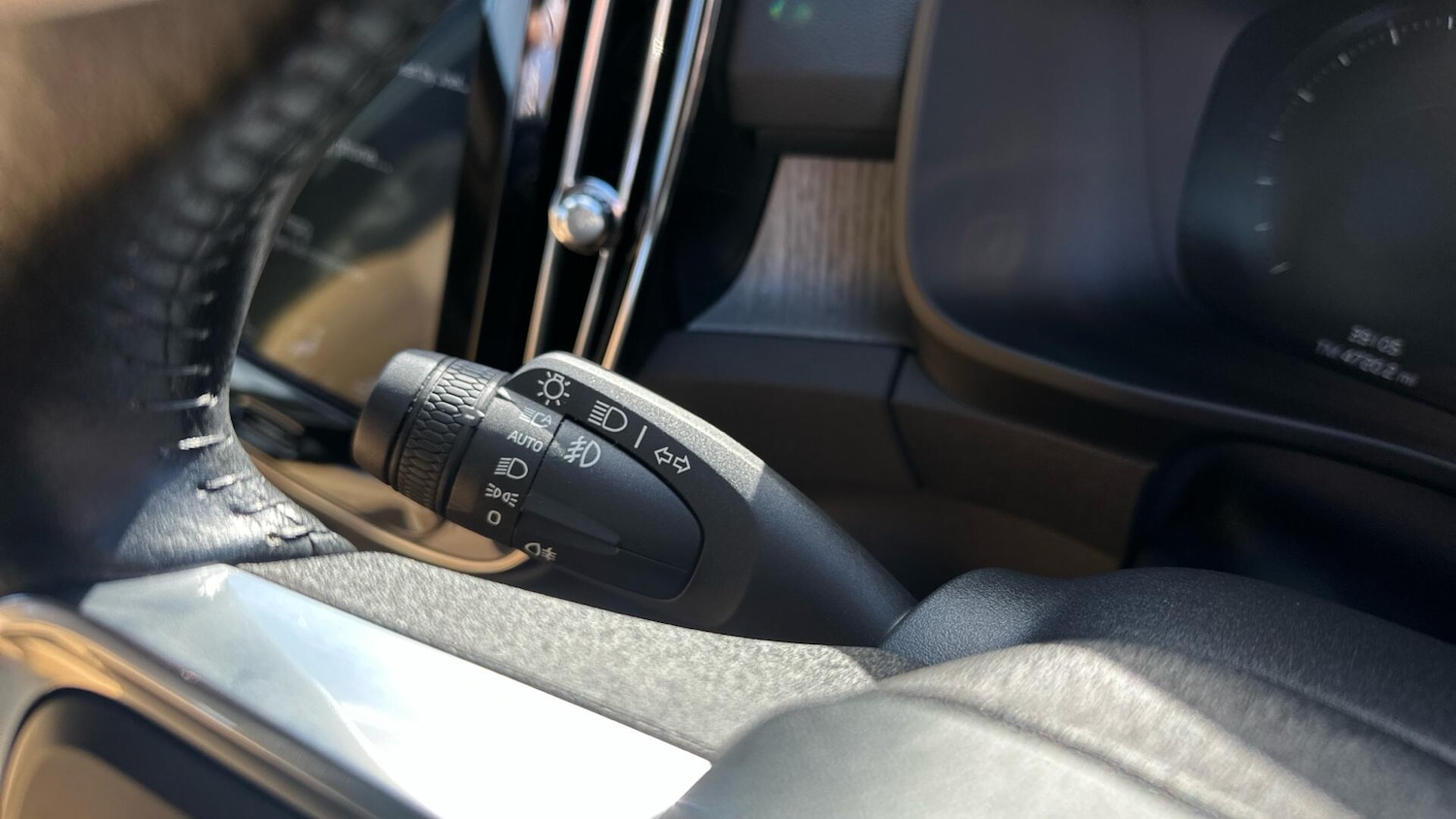 Used Volvo XC40 2019 for sale - 76336409: Photo 36