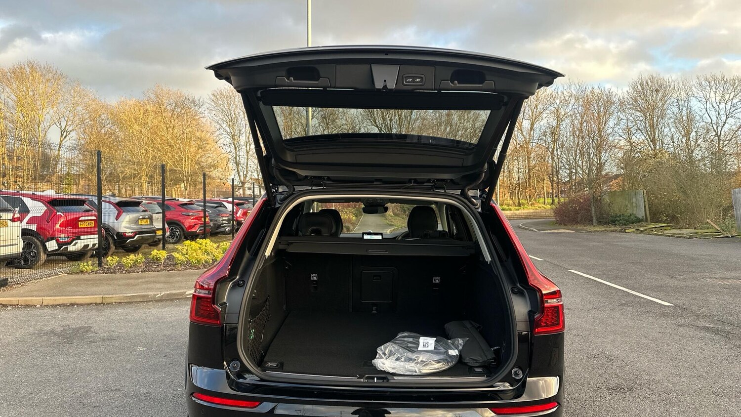 Used Volvo XC60 2025 for sale - 77672919: Photo 13