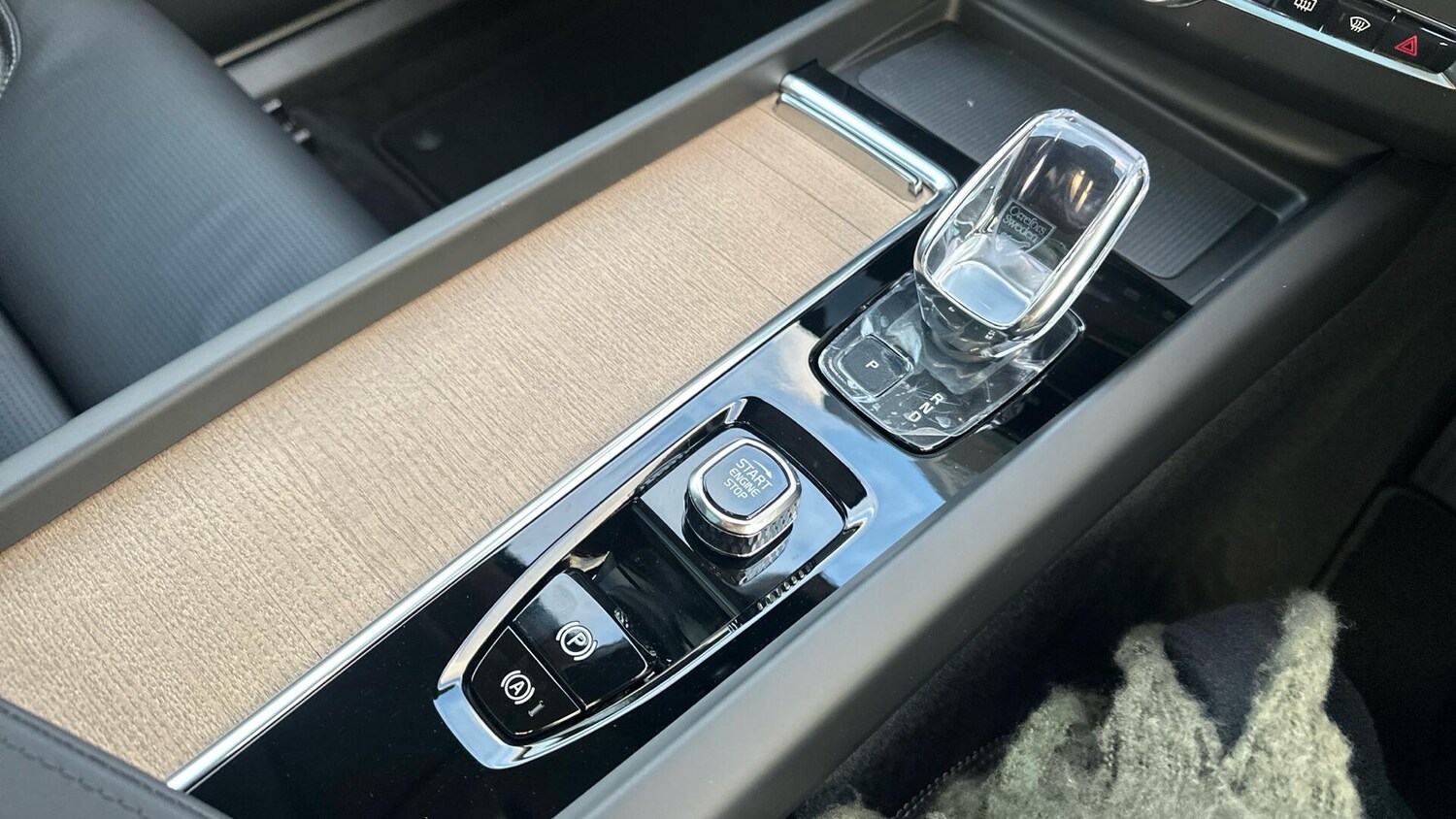 Used Volvo XC60 2025 for sale - 77672919: Photo 40