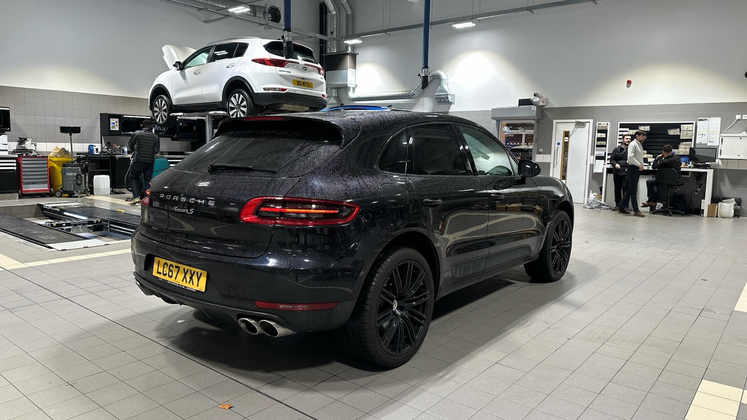 Used Porsche Macan 2017 for sale - 76608494: Photo 10
