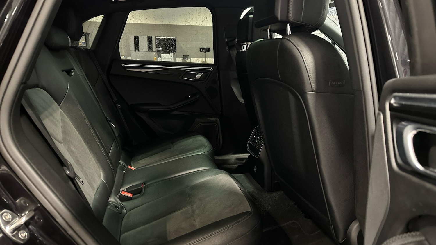 Used Porsche Macan 2017 for sale - 76608494: Photo 21