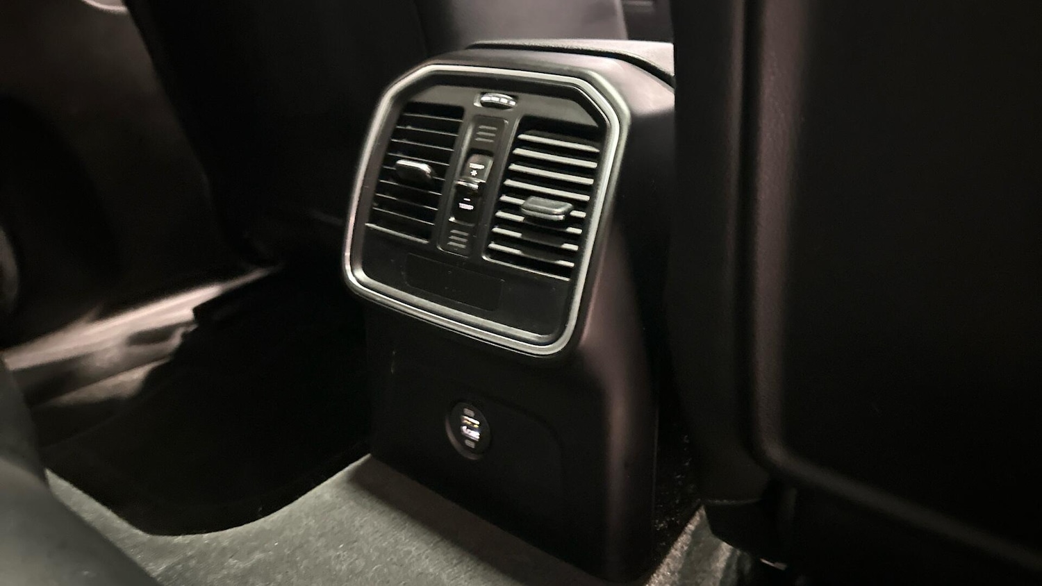 Used Porsche Macan 2017 for sale - 76608494: Photo 22