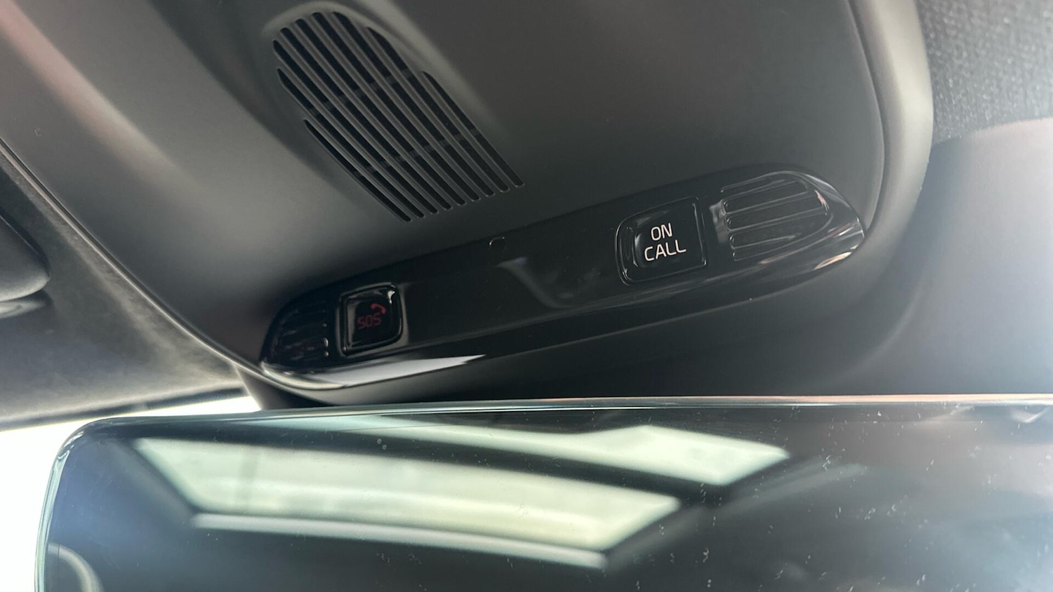 Used Volvo XC40 2022 for sale - 76337817: Photo 39