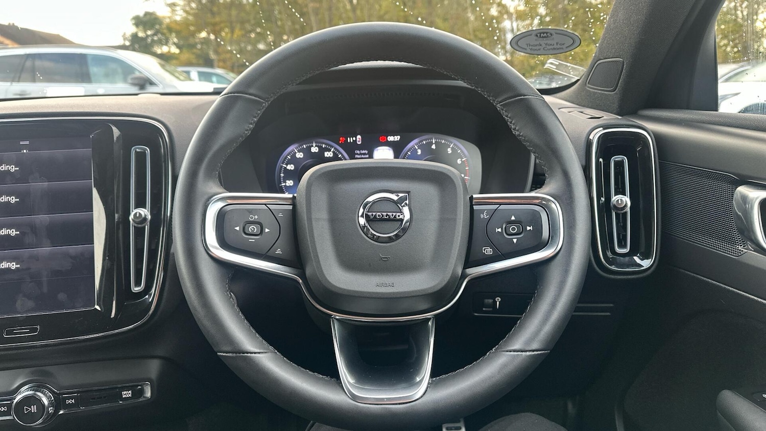 Used Volvo XC40 2021 for sale - 76337032: Photo 10