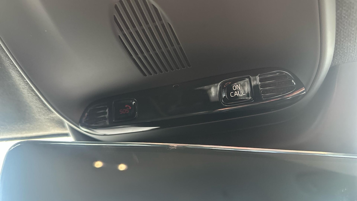 Used Volvo XC40 2021 for sale - 76337032: Photo 37