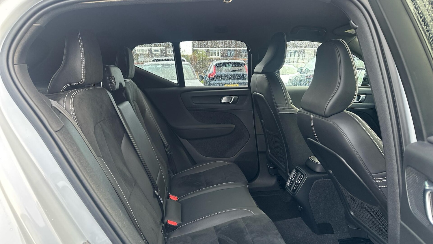 Used Volvo XC40 2021 for sale - 76337032: Photo 6