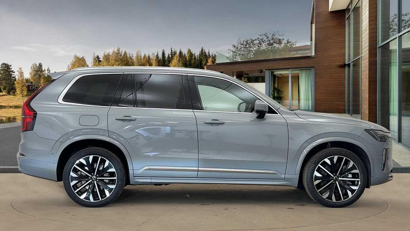 Used Volvo XC90 2025 for sale - 76498578: Photo 2