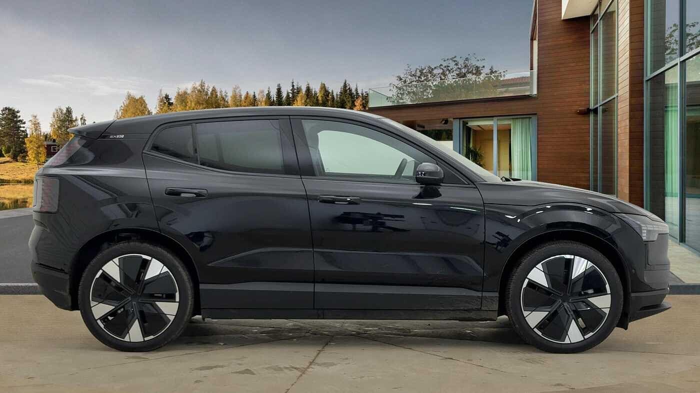 Used Volvo EX30 2024 for sale - 76743296: Photo 2