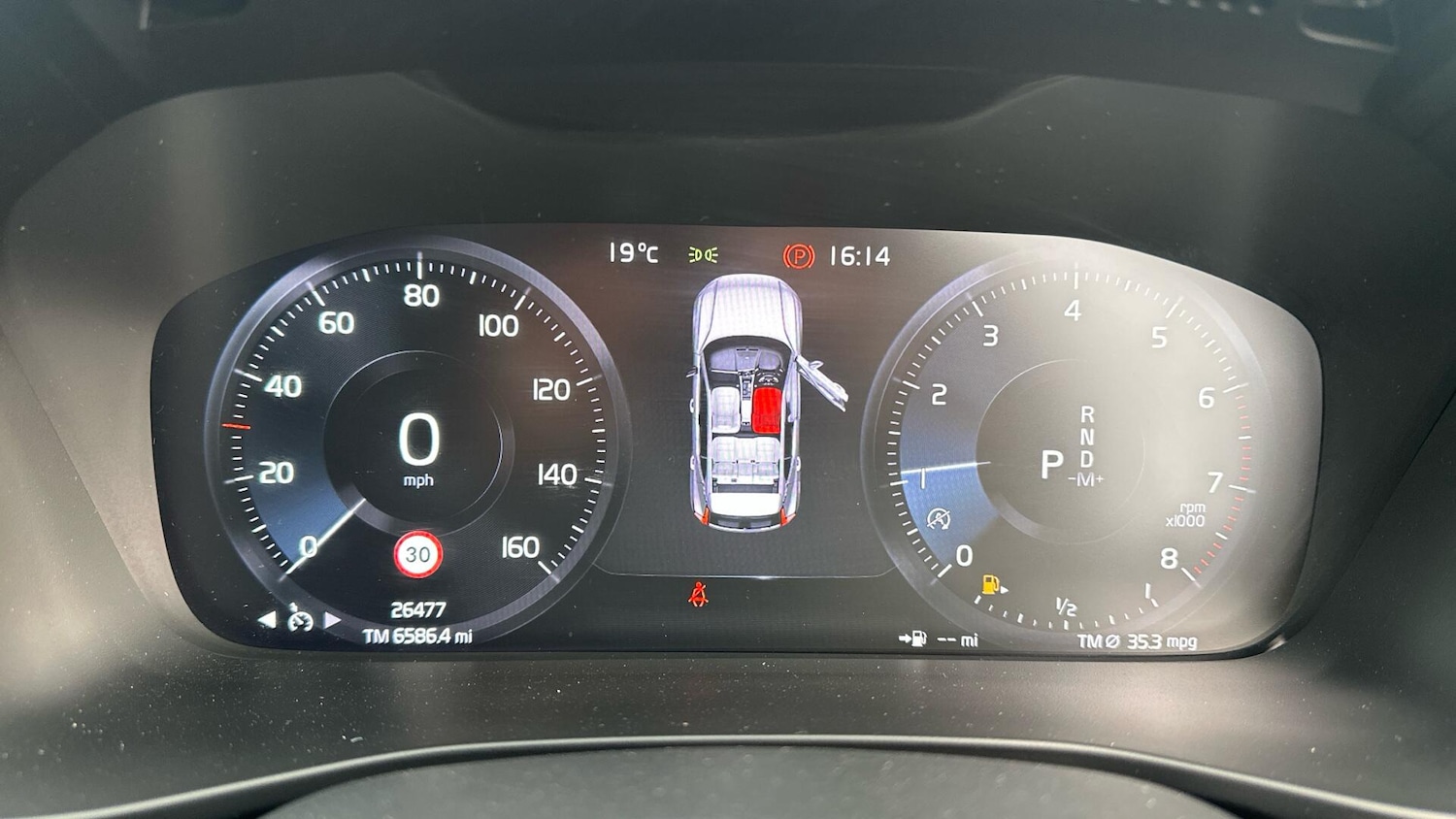 Used Volvo XC40 2021 for sale - 76337048: Photo 11