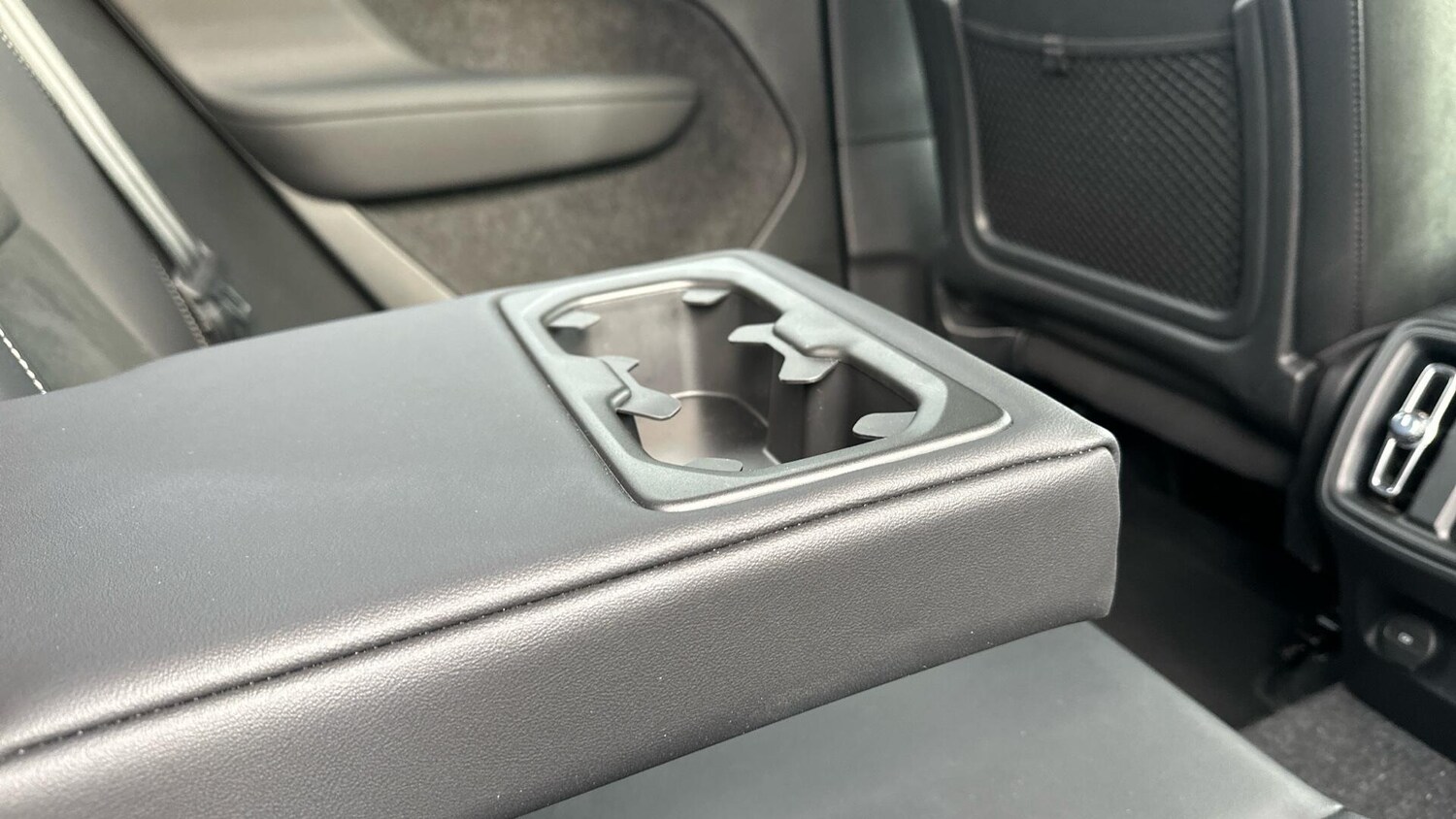 Used Volvo XC40 2021 for sale - 76337048: Photo 27