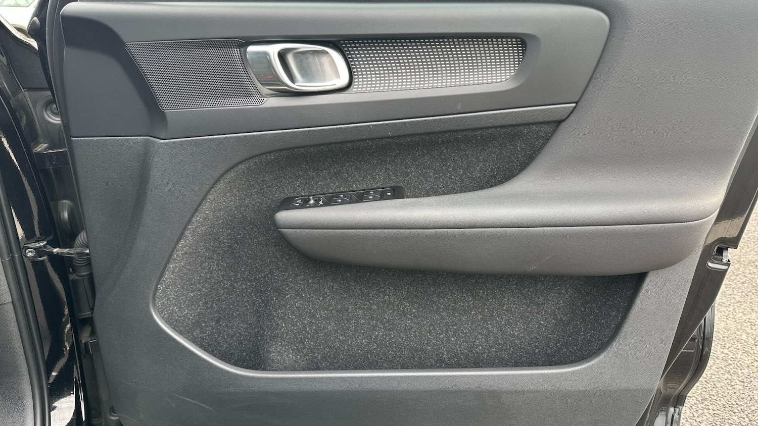 Used Volvo XC40 2021 for sale - 76337048: Photo 28