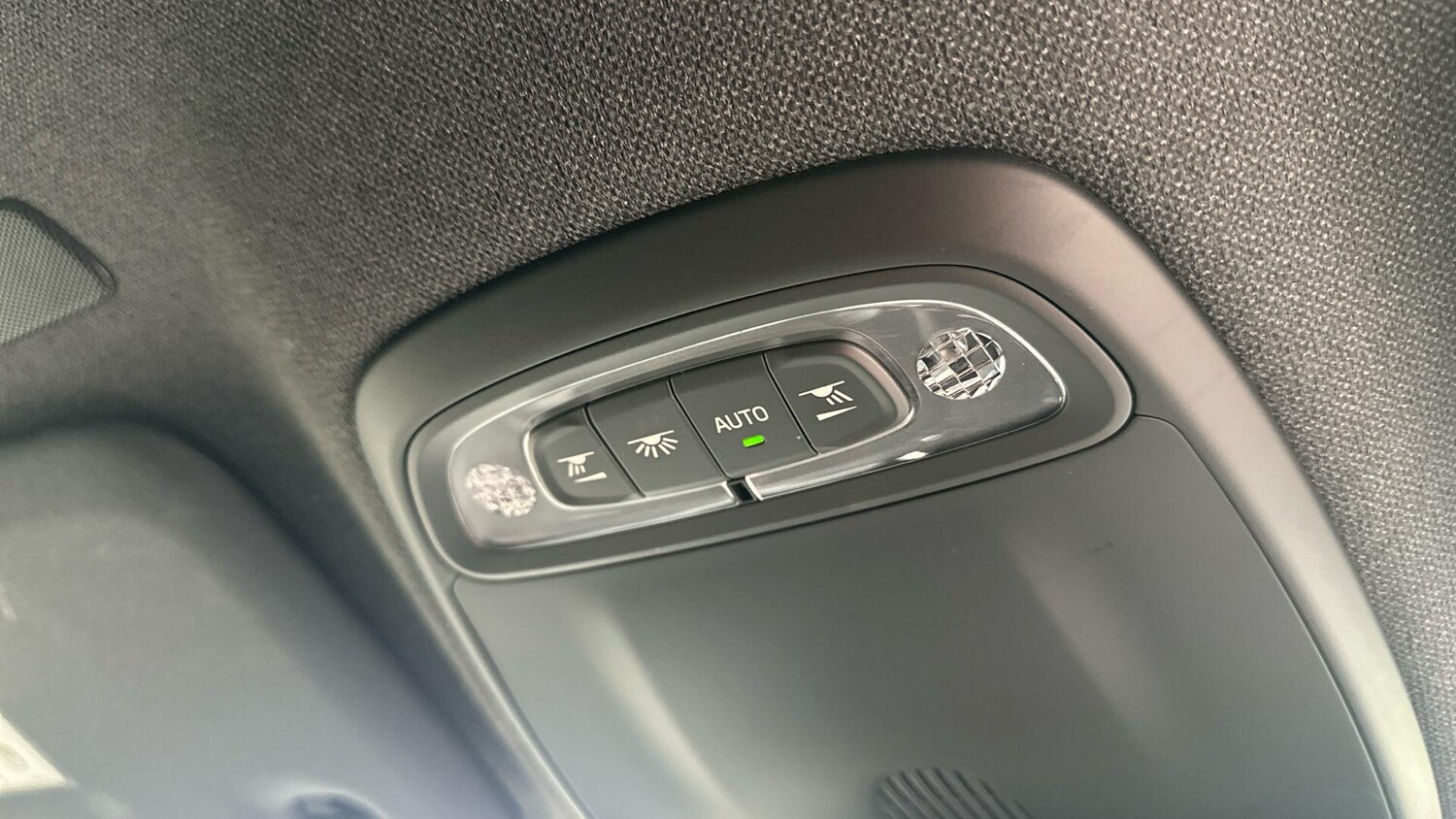 Used Volvo XC40 2021 for sale - 76337048: Photo 40