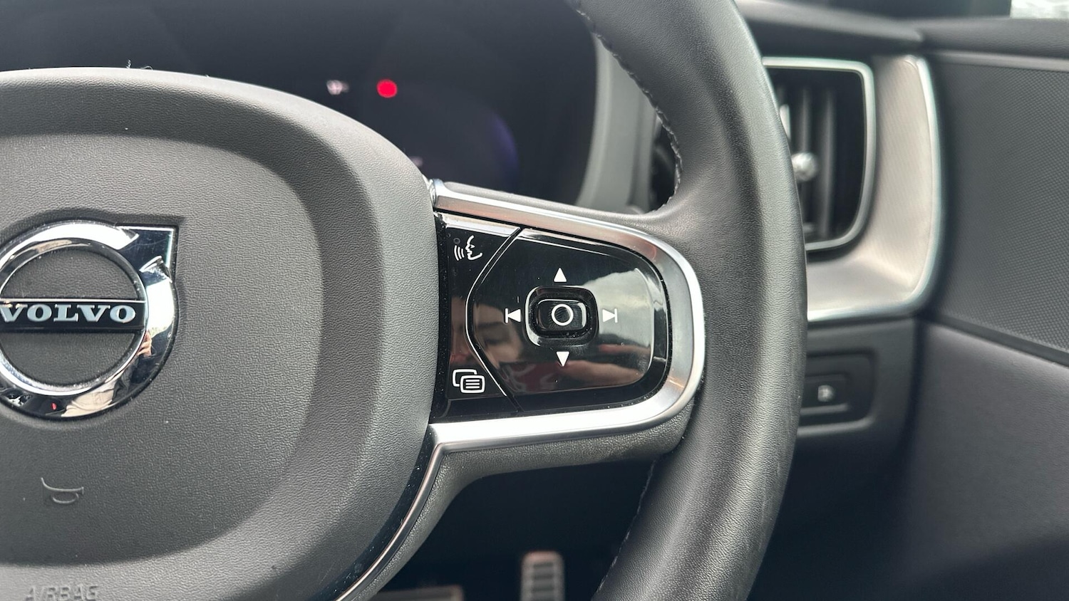 Used Volvo XC60 2021 for sale - 76336791: Photo 33