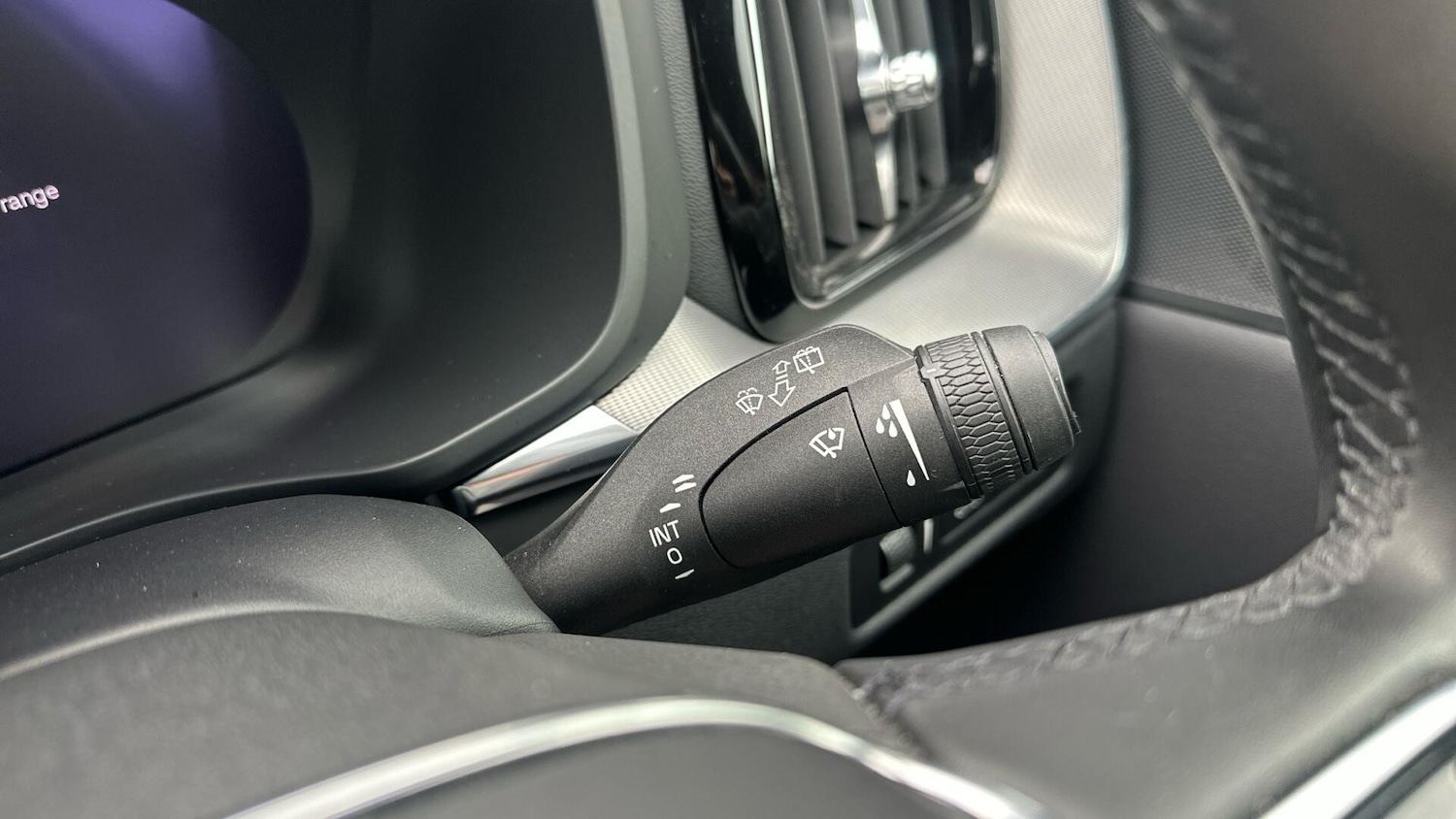 Used Volvo XC60 2021 for sale - 76336791: Photo 35