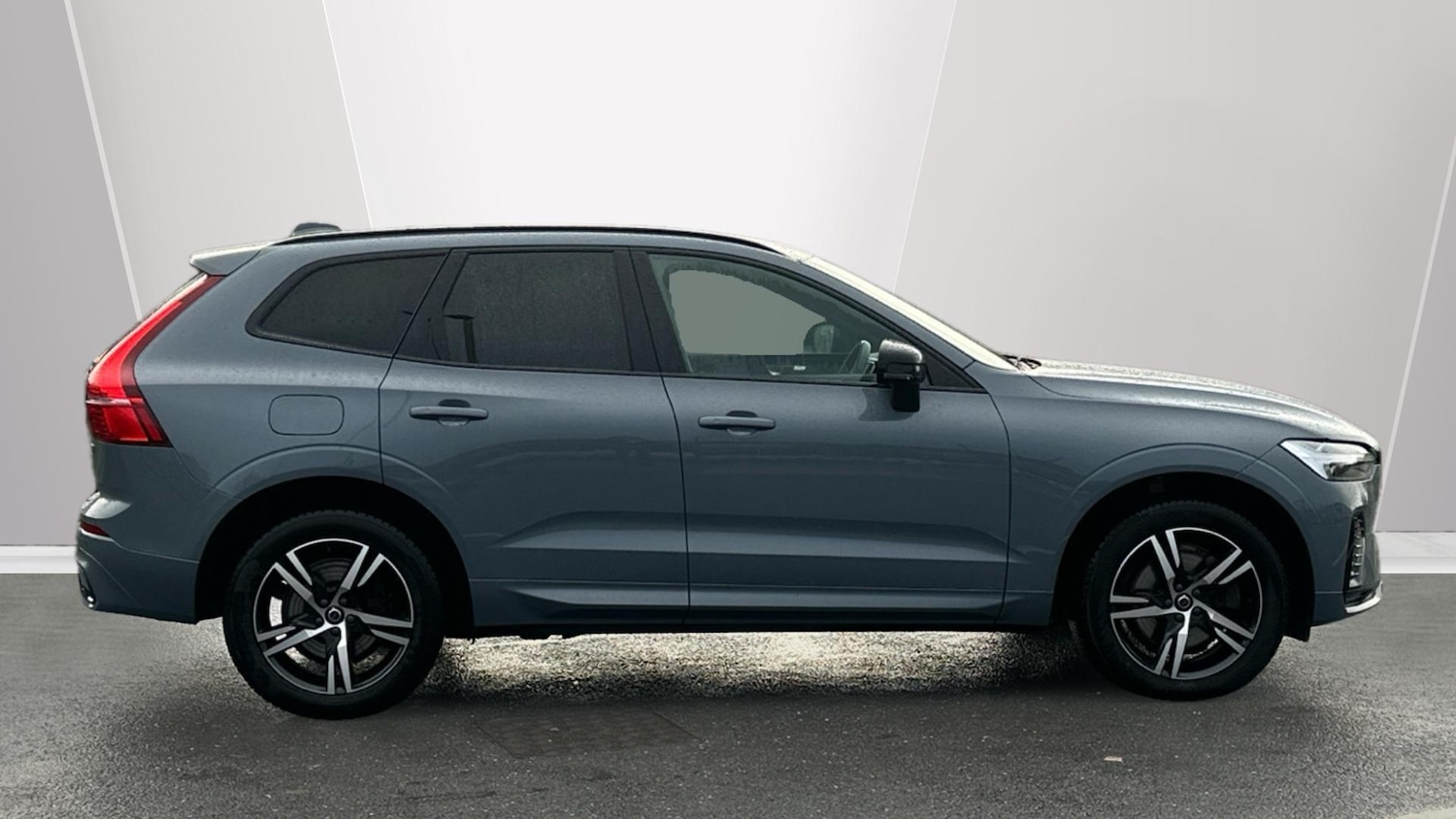 Used Volvo XC60 2021 for sale - 76336640: Photo 3