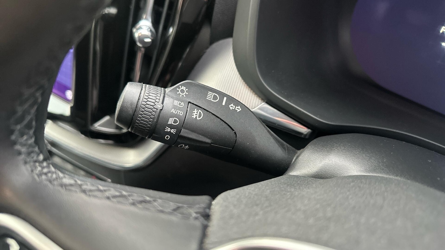 Used Volvo XC60 2021 for sale - 76336640: Photo 33